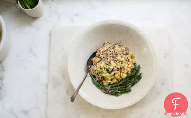 Fauler Tag Erdnuss-Nudel-Salat-Rezept