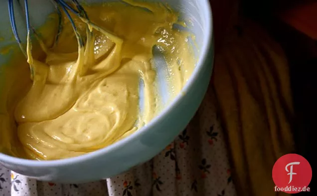Erdnussbutter-Bananen-Sahnetorte