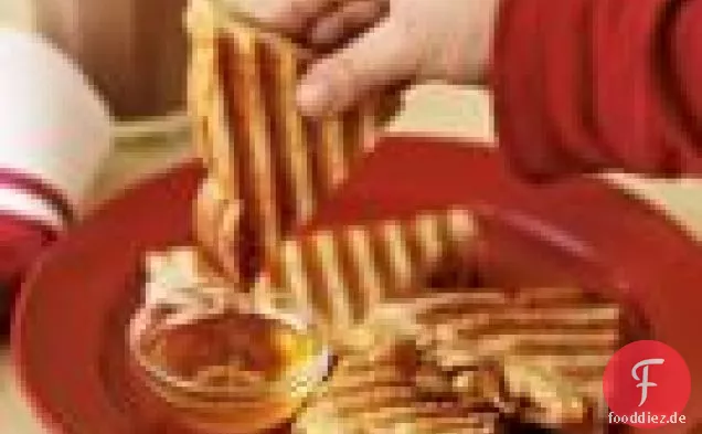Erdnussbutter Panini mit Bananen & Honig