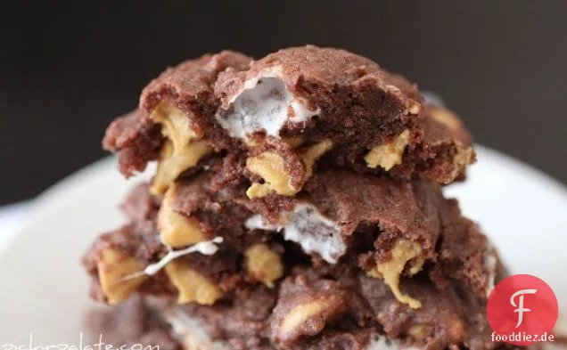 Schokoladen -, Erdnussbutter-Und Marshmallow-Pudding-Cookies