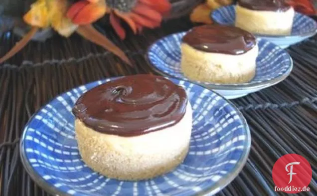 Shortbread Cookie verkrustete Erdnussbutter Mini Käsekuchen mit C