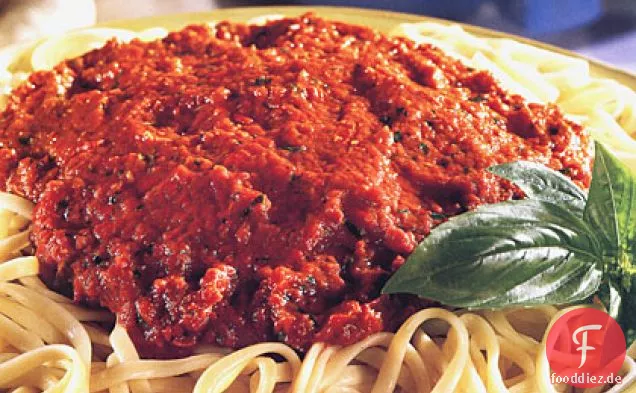 Linguine mit Paprika-Sauce