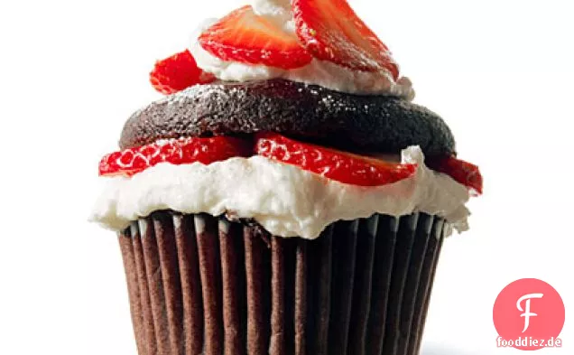 Chloes vegane Schokoladen-Erdbeer-Shortcake-Cupcakes