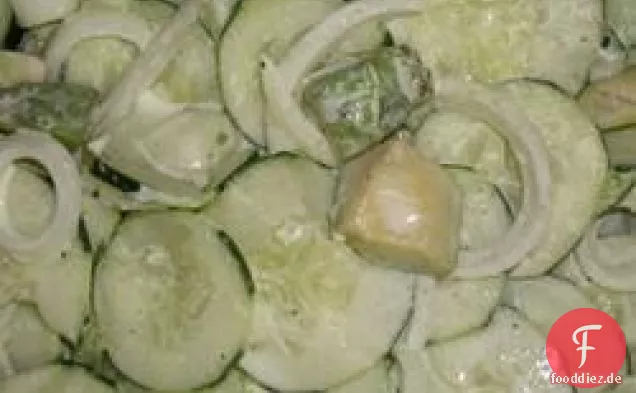 Gurken-Avocado-Salat