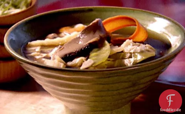 Asiatische Pilzsuppe