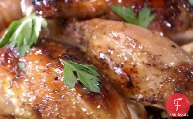 Rotisserie Huhn mit schwarzem Pfeffer Essig-Sauce