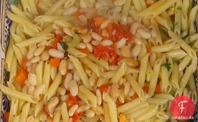 Pasta mit Muscheln und Bohnen: Penne con Cozze e Fagioli