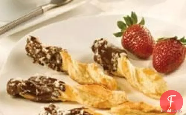 In Schokolade getauchte gewürzte Twists