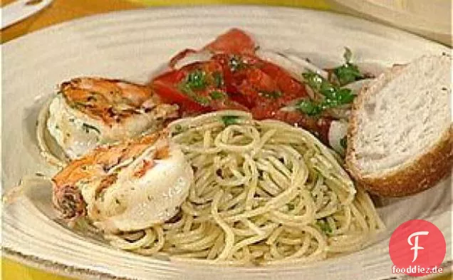 Würzige Garnelen und Spaghetti Aglio Olio (Knoblauch und Öl)