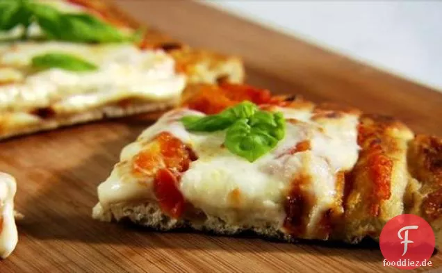 Runde 2 - Gegrillte Margherita Pizza