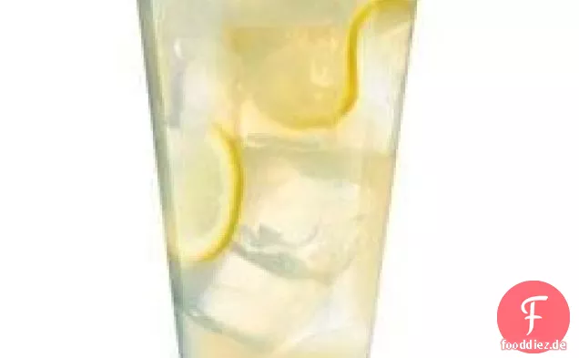 Frisch gepresste Limonade mit natürlichem Süßstoff Truvia®