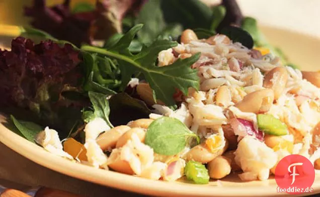 Krabbensalat mit weißen Bohnen und Feinschmeckergemüse