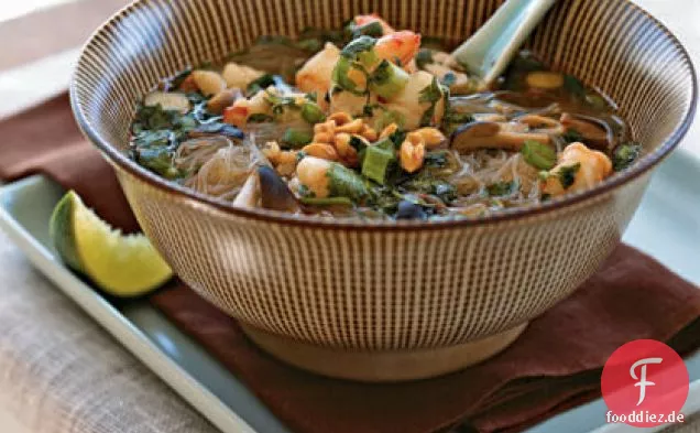 Tom Yum Goong (würzige thailändische Garnelensuppe)