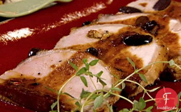 Mit Oliven gefüllte Schweinelende