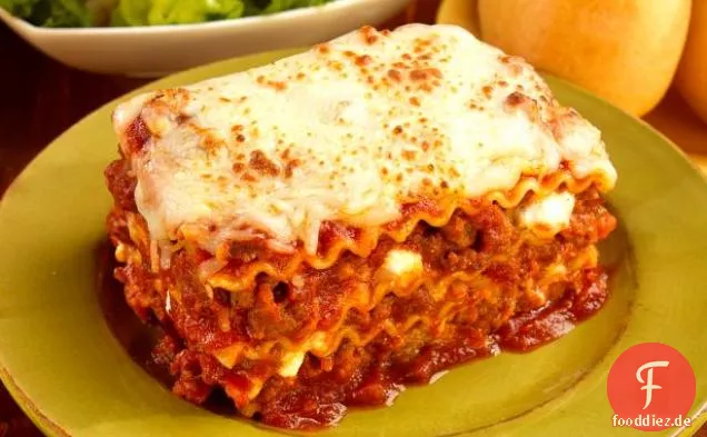 Einfache italienische Wurstlasagne