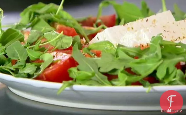 Salat mit Oregano, Feta und Tomaten