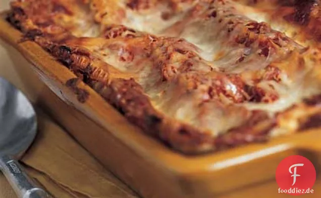 Tomaten-Basilikum-Lasagne mit Schinken