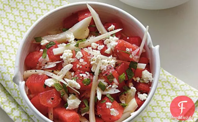 Wassermelonen-Fenchelsalat mit Honig-Limetten-Vinaigrette