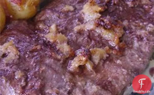 Gebratenes Knoblauch-Flacheisen-Steak