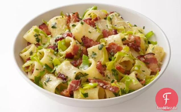 Pasta mit Speck und Lauch