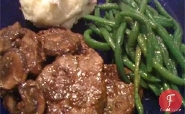 Gebratene Filets mit Pilzsauce