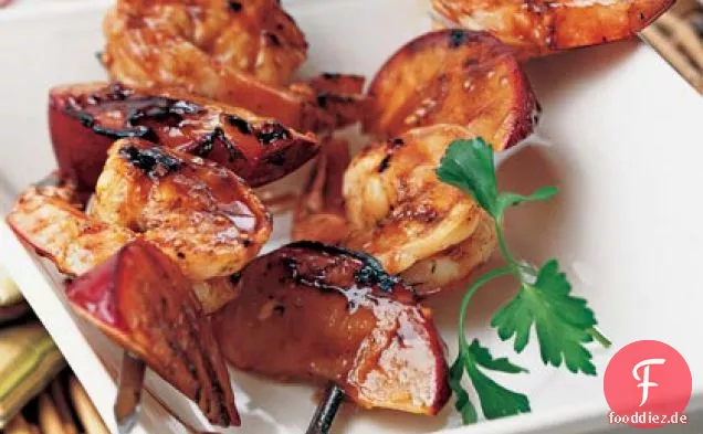 Gegrillte Garnelen-Pflaumen-Spieße mit süßer Hoisin-Sauce