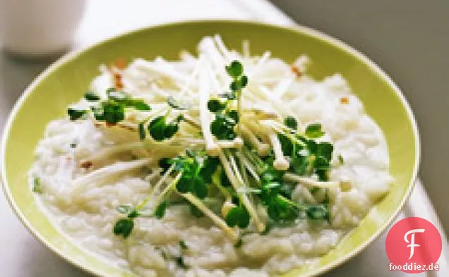 Japanisches Risotto mit Pilzen und Schalotten