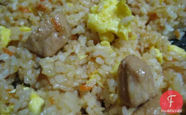 Huhn gebratener Reis