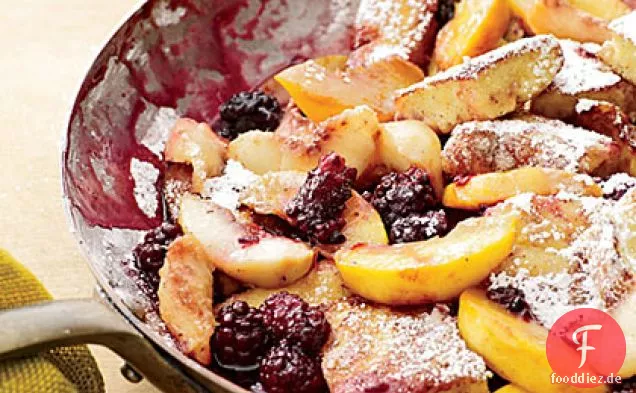 Kaiserschmarrn mit Pfirsichen