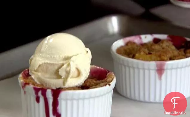 Pfirsich-Blaubeer-Streusel