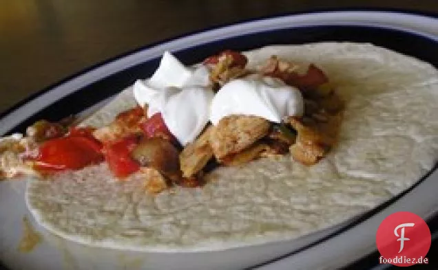 Fajitas mit Hühnchen und Speck