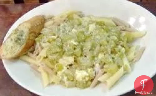 Grüne Tomaten Pasta werfen