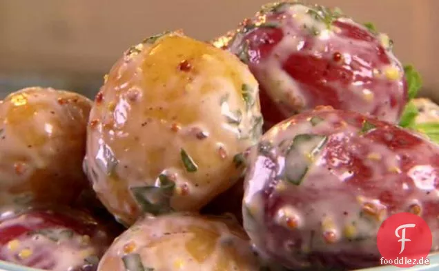 Ultimativer cremiger Kartoffelsalat