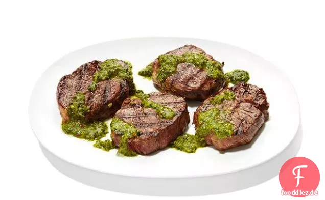 Einfaches Lendensteak mit Chimichurri