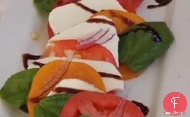 Tamis dreifarbiger Caprese-Salat
