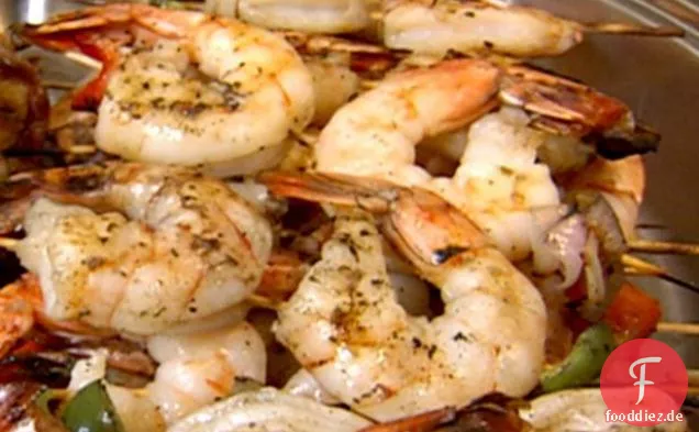 Geschwärzte Garnelen-Kebobs