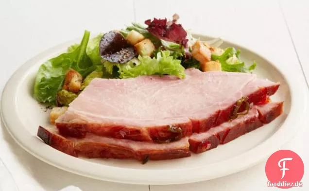 Mit Zitrus-Jalapeno glasierter Schinken