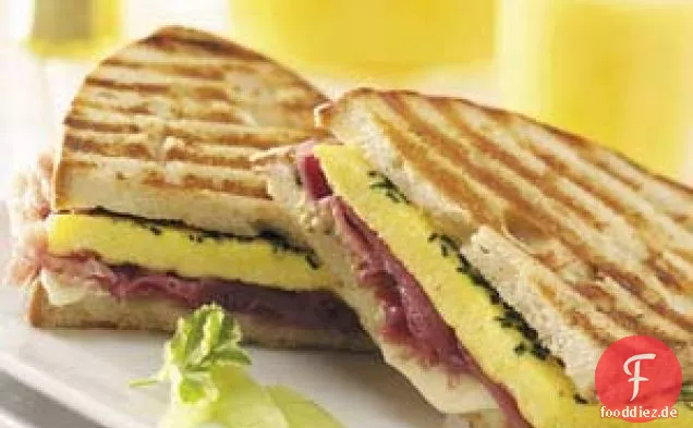 Omelett Panini