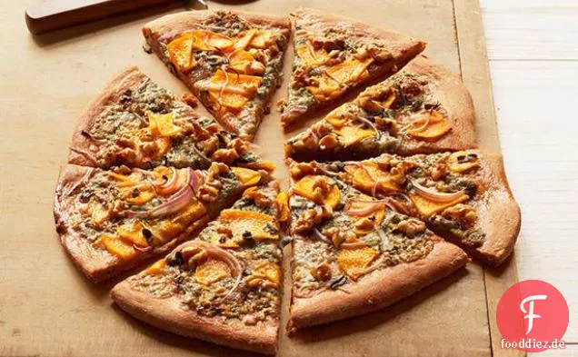 Butternusskürbis und Gorgonzola-Pizza