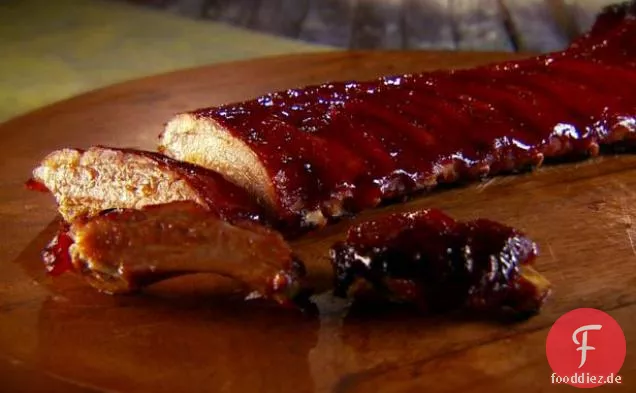 Chipotle-Pflaumen-BBQ-Schweinerippchen