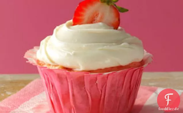 Erdbeer Überraschungs Cupcakes