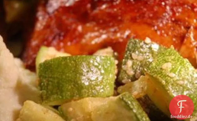 Sesam Parmesan Zucchini