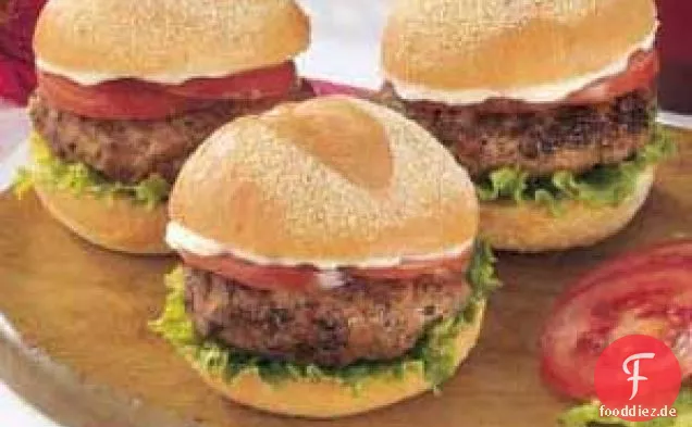 Burger mit Rindfleisch und Schweinefleisch