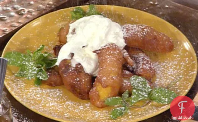 Beignets mit tropischen Früchten