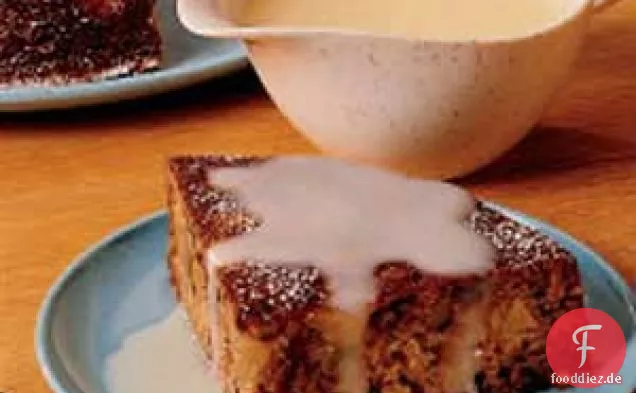 Fruchtcocktailkuchen mit Buttersauce