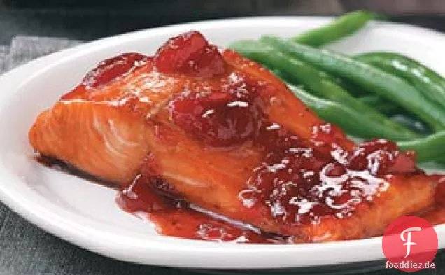 Gebackener Erdbeerlachs