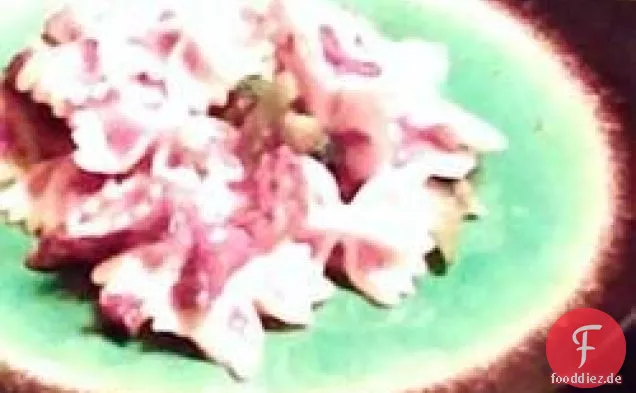 fliege Pasta mit Hühnchen