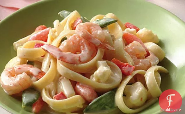 Garnelen & Gemüse-Fettuccine Alfredo