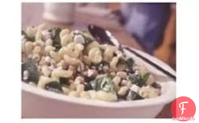 Cavatappi mit Spinat, Kichererbsen und Feta