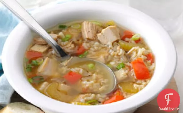 Truthahnsuppe mit braunem Reis